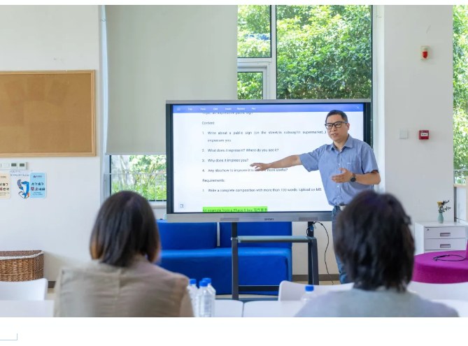 Workshop discussion with parents